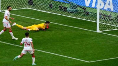 फीफा विश्व कप: ड्यूक के गोल से ऑस्ट्रेलिया ने ट्यूनीशिया को हराया