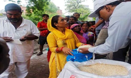 मुफ्त अनाज वितरण से आय समानता घटी