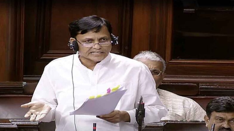 यूएपीए के तहत हाफिज तल्हा सईद सहित 23 व्यक्ति आतंकवादी घोषित: सरकार