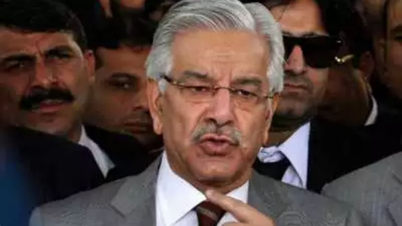 khawaja asif
