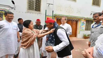 ममता, अखिलेश की दूरगामी राजनीति