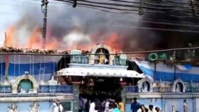 आंध्र प्रदेश के एक मंदिर में रामनवमी समारोह के दौरान लगी आग