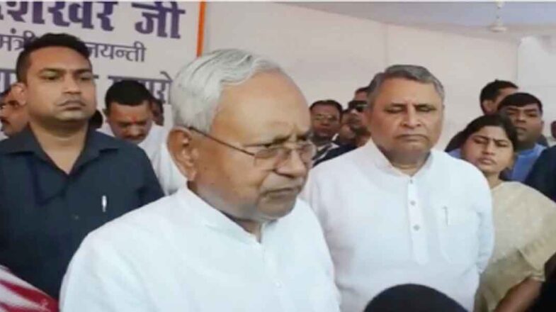 जहरीली शराब पीकर मरने वाले के परिजनों को मिलेंगे 4-4 लाख रुपए
