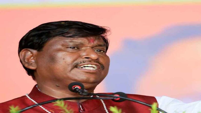 जमशेदपुर हिंसा में भाजपा नेताओं की गिरफ्तारी राजनीति से प्रेरित: अर्जुन मुंडा