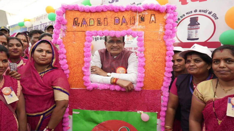 भाजपा और उभारेगी भगवा रंग