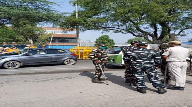 पहलवानों के समर्थन में किसानों के प्रदर्शन से पहले दिल्ली की सभी सीमाओं पर फोर्स तैनात