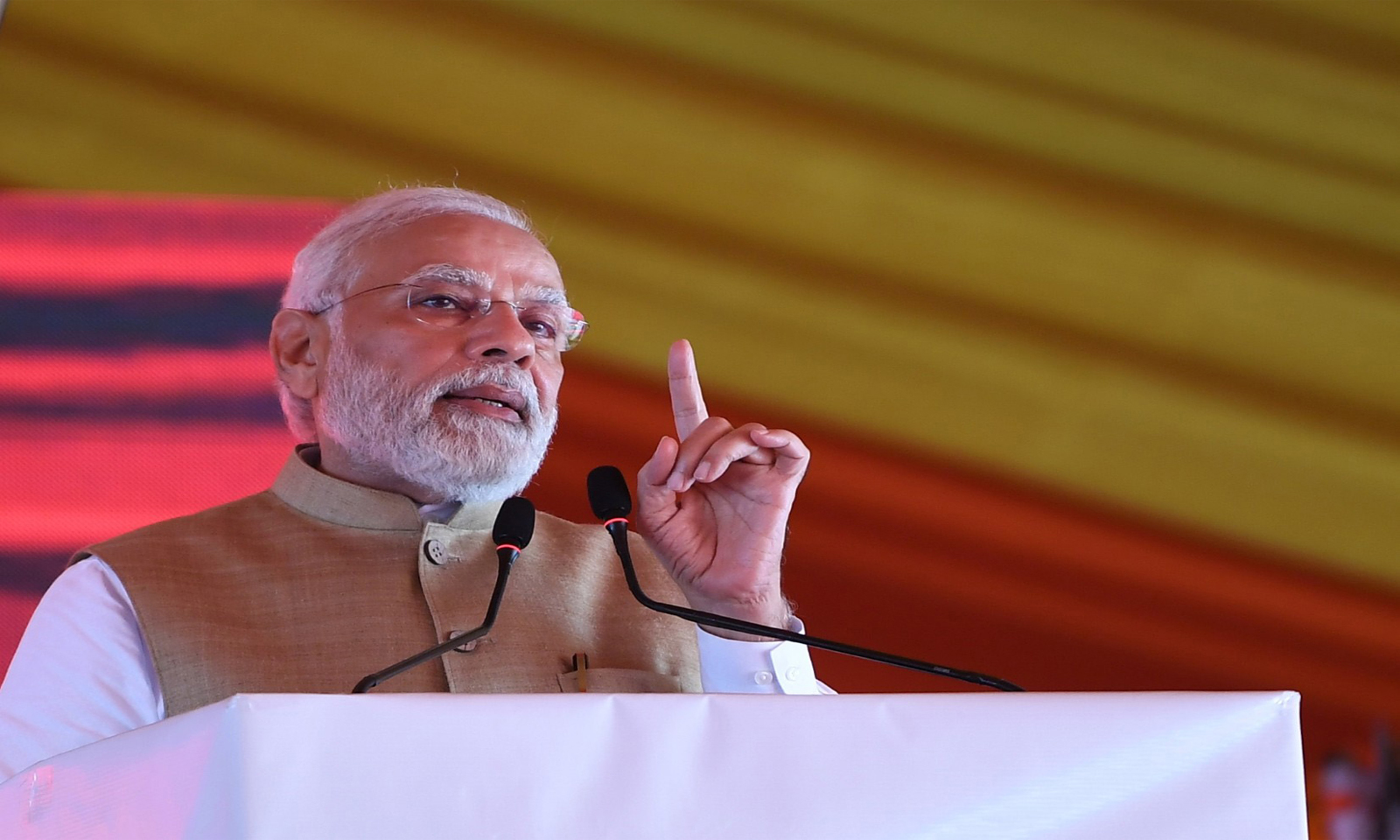 जुमले गढ़ने में बीते नौ साल