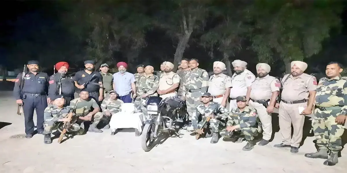 पाकिस्तानी ड्रोन ने गिराए नशीले पदार्थ, पंजाब पुलिस ने किया बरामद
