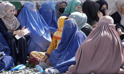 महिलाओं पर से प्रतिबंध हटाए बिना तालिबान सरकार का मान्यता पाना ‘असंभव’: यूएन