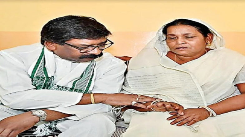 हेमंत सोरेन का बड़ा दांव, पूर्व शिक्षा मंत्री की पत्नी को बगैर विधायक बने बनाया मंत्री