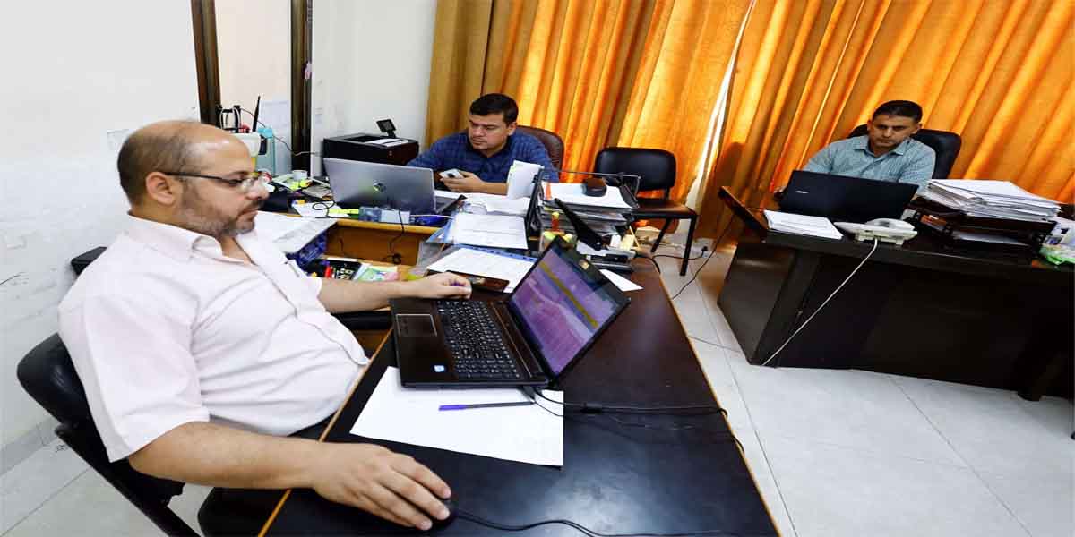सरकारी अधिकारी 1.3 लाख तक के मोबाइल, लैपटॉप के पात्र