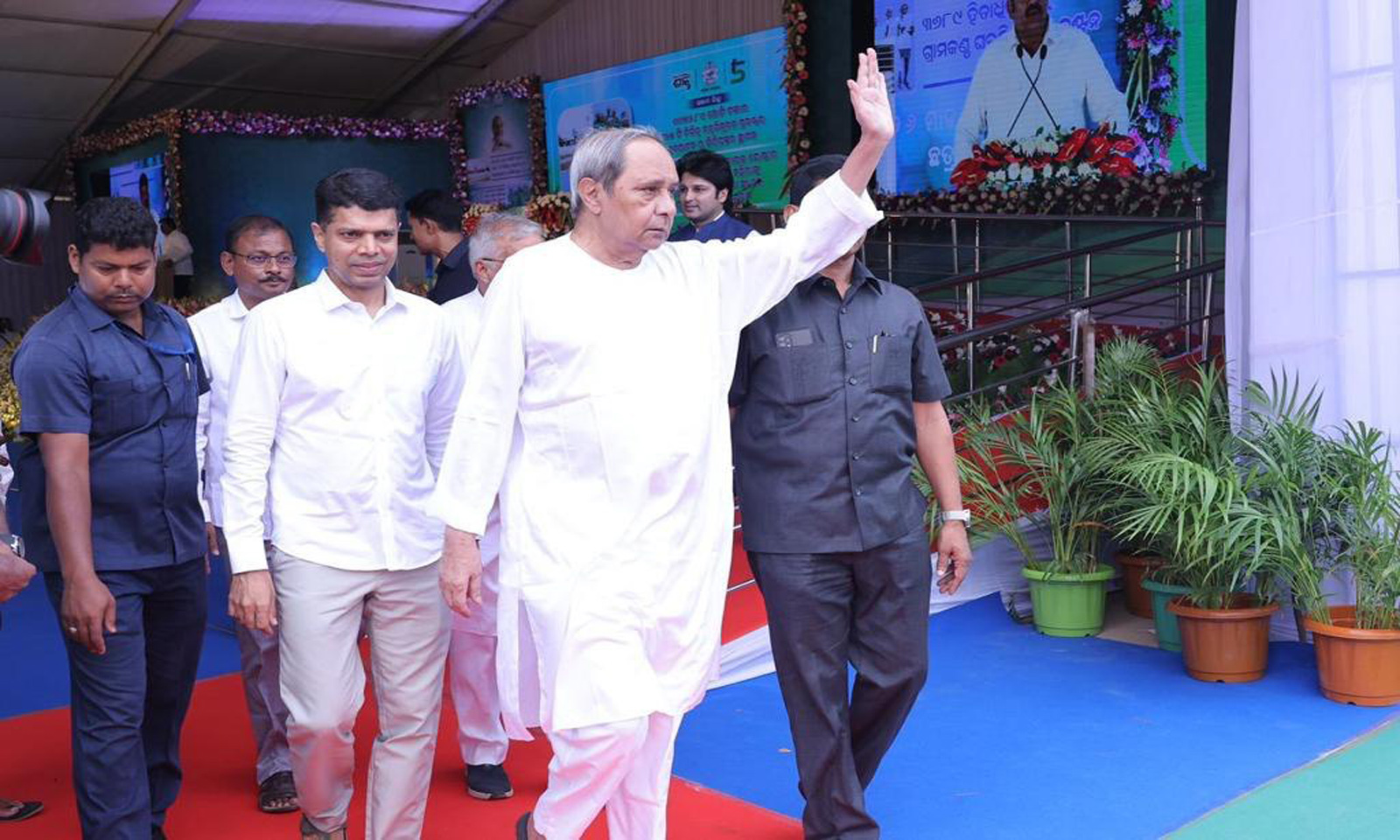 वी कार्तिकेय पांडियन को गद्दी सौंपेंगे नवीन!