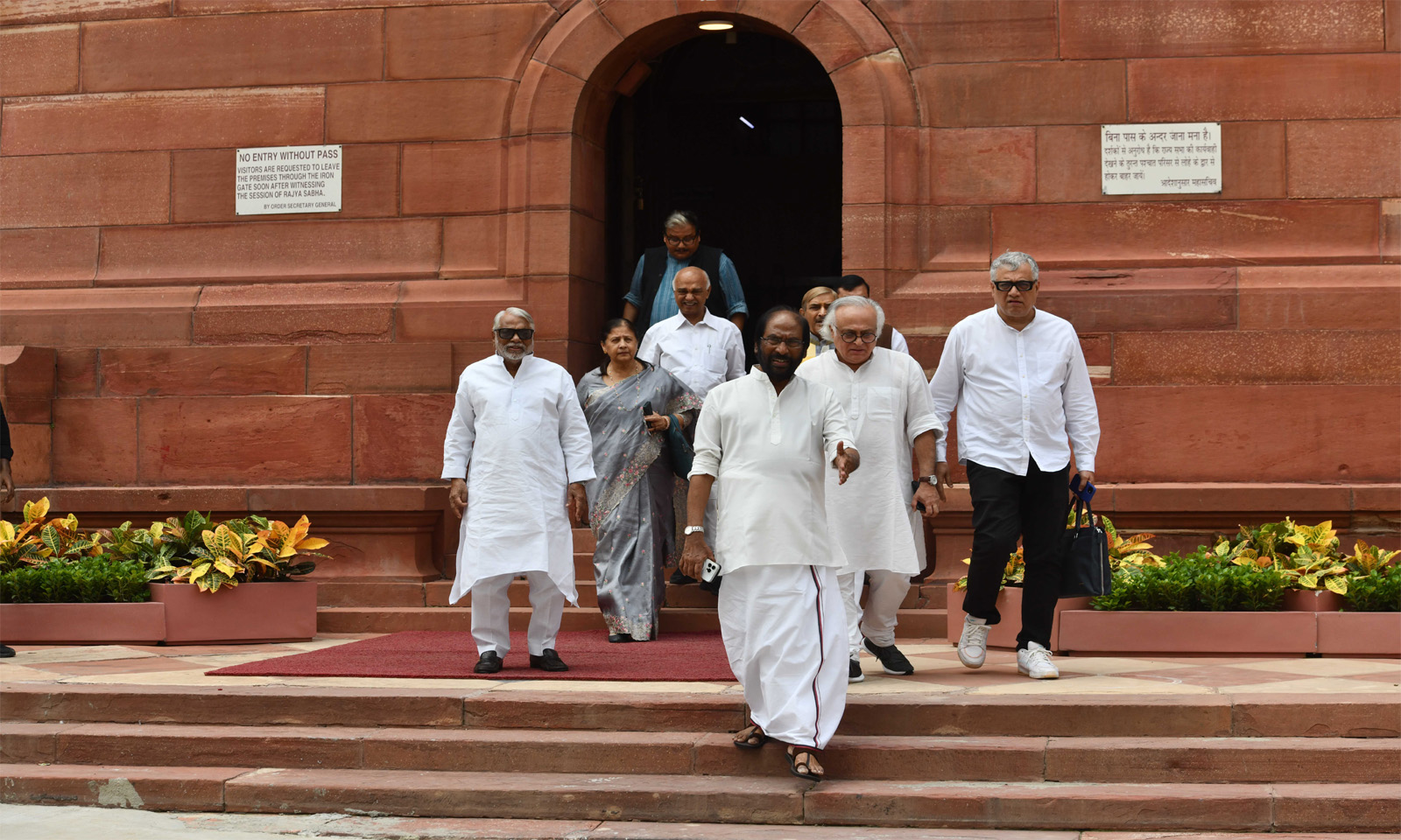 पार्टियों की स्थिति में बदलाव नहीं होगा