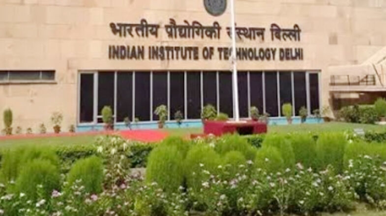 आईआईटी, बीएचयू, डीयू में इंडियन नॉलेज सिस्टम का केंद्र
