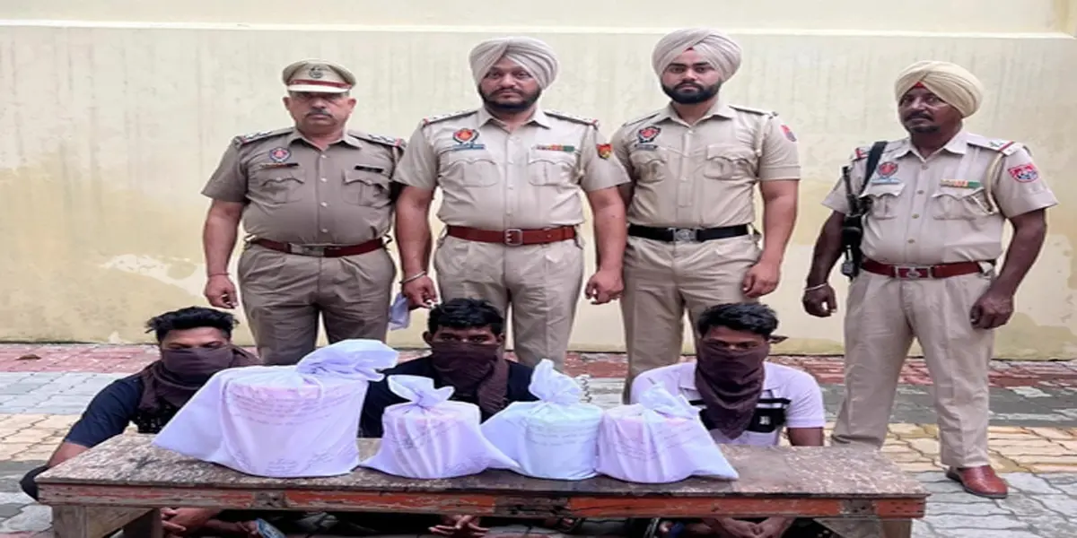 पंजाब पुलिस ने अमृतसर से 12 किलो हेरोइन जब्त की, तीन गिरफ्तार