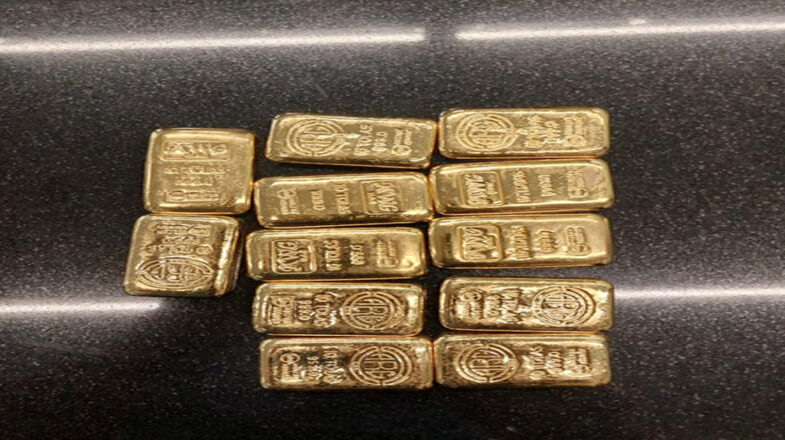 चंडीगढ़ हवाईअड्डे पर 83 लाख रुपये के सोने के साथ दो गिरफ्तार