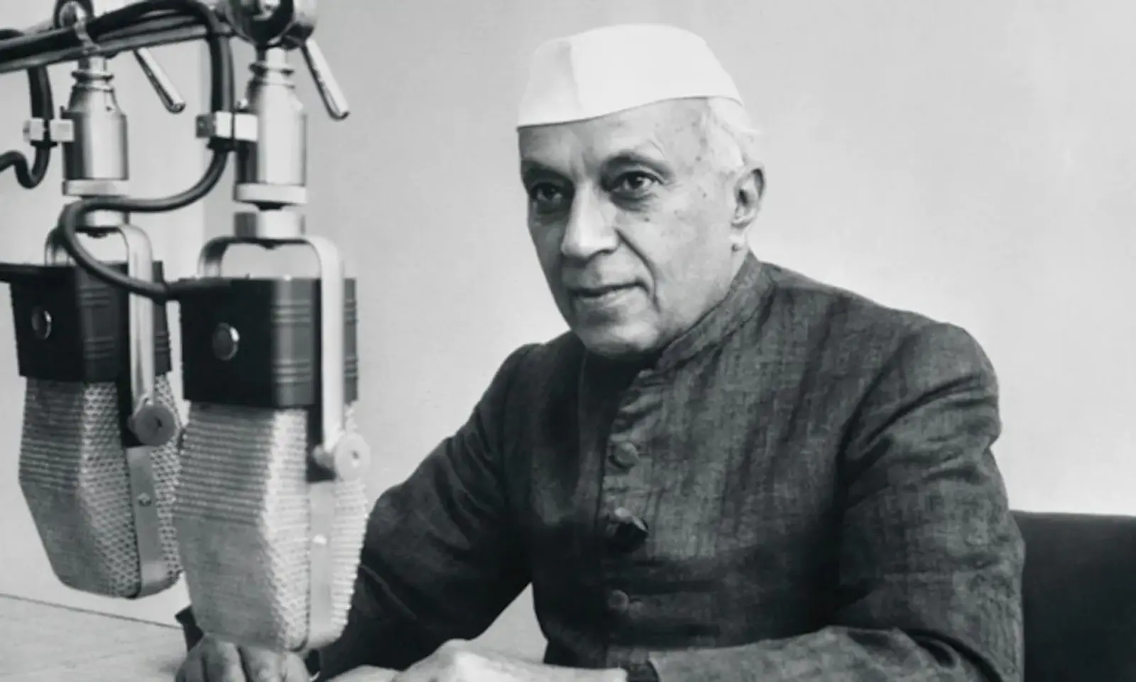 नेहरू पर संघ का नजरिया बदल रहा है क्या?