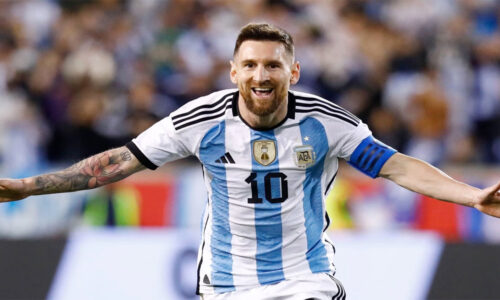 चोटिल मेसी विश्व कप क्वालीफायर के लिए अर्जेंटीना टीम में शामिल