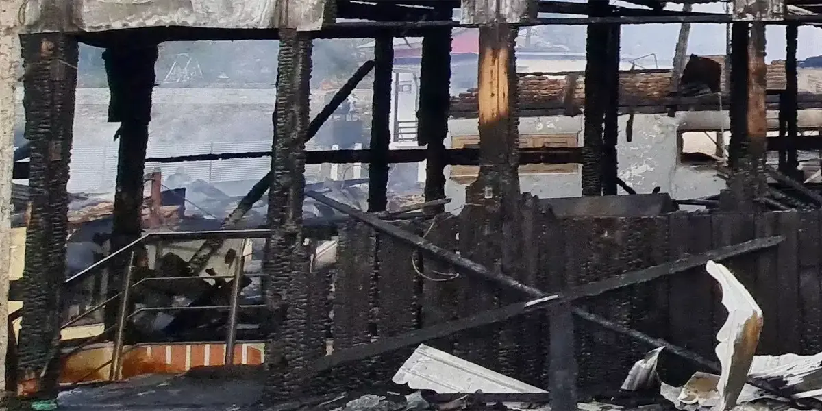 जम्मू-कश्मीर के डोडा में आठ इमारतों में लगी आग