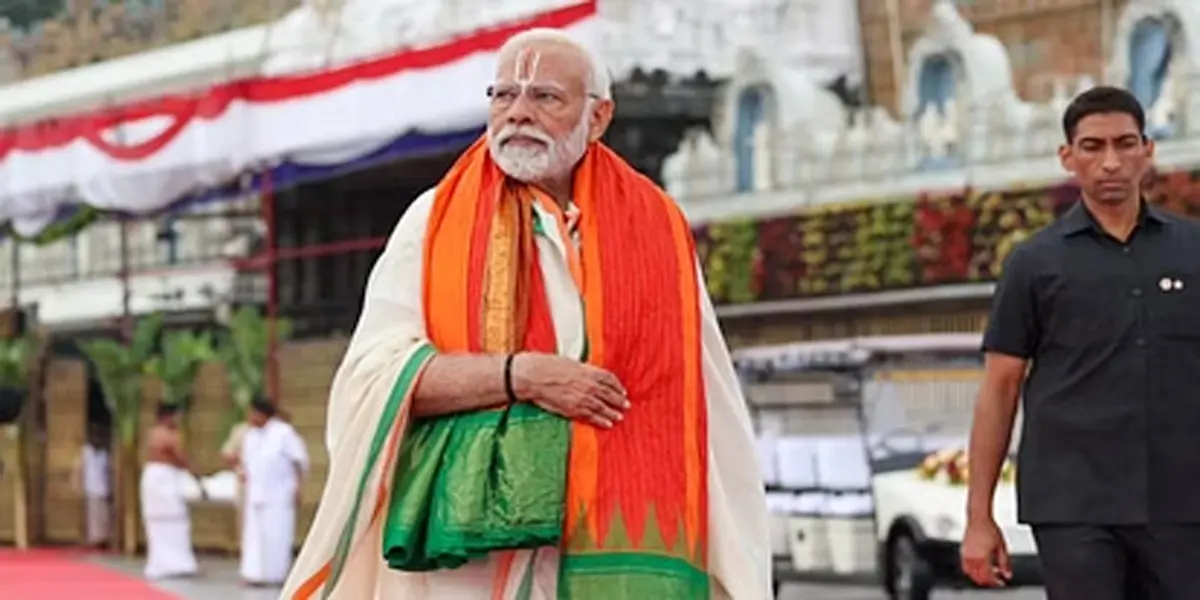 नरेंद्र भाई की फ़िक्र में घुलता मैं