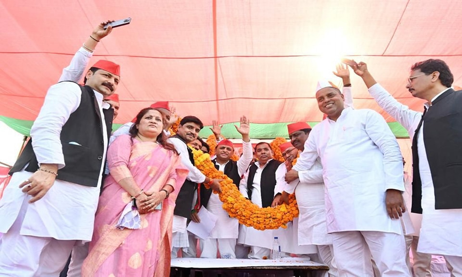 महान दल अब सपा के साथ