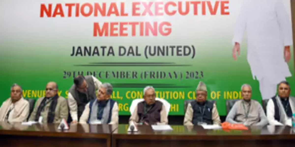 नीतीश फिर जदयू के अध्यक्ष