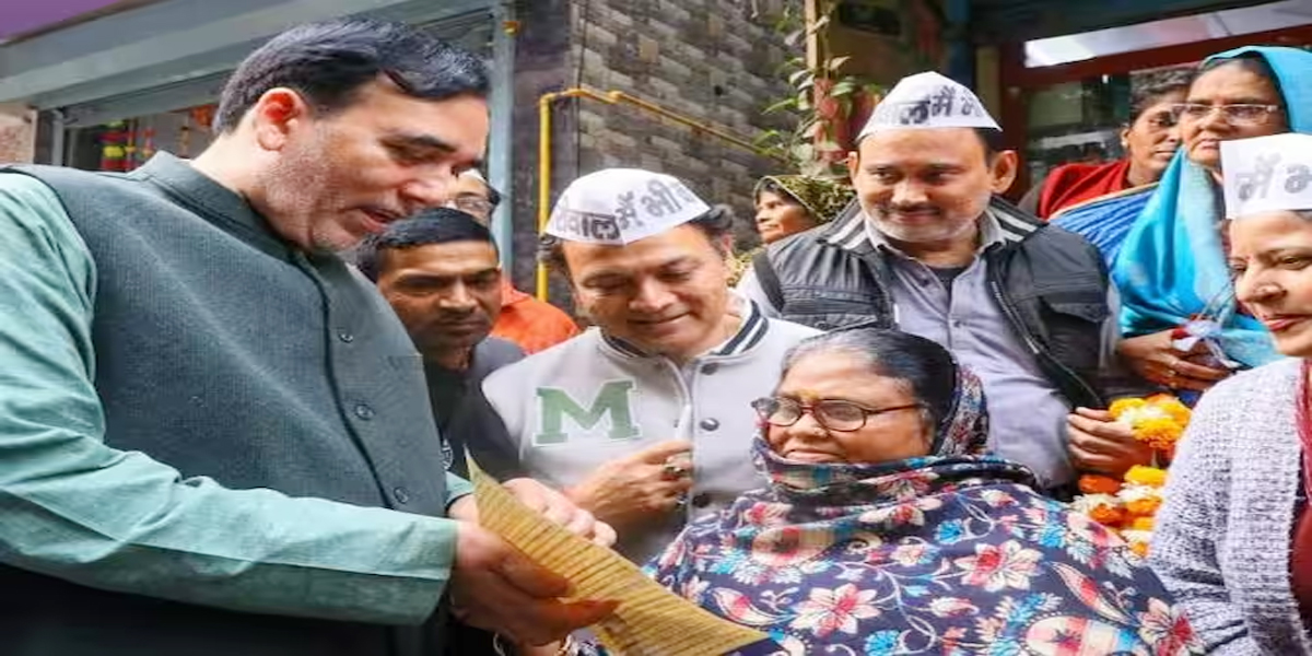 आप ने दिल्ली में शुरू किया ‘मैं भी केजरीवाल’ अभियान