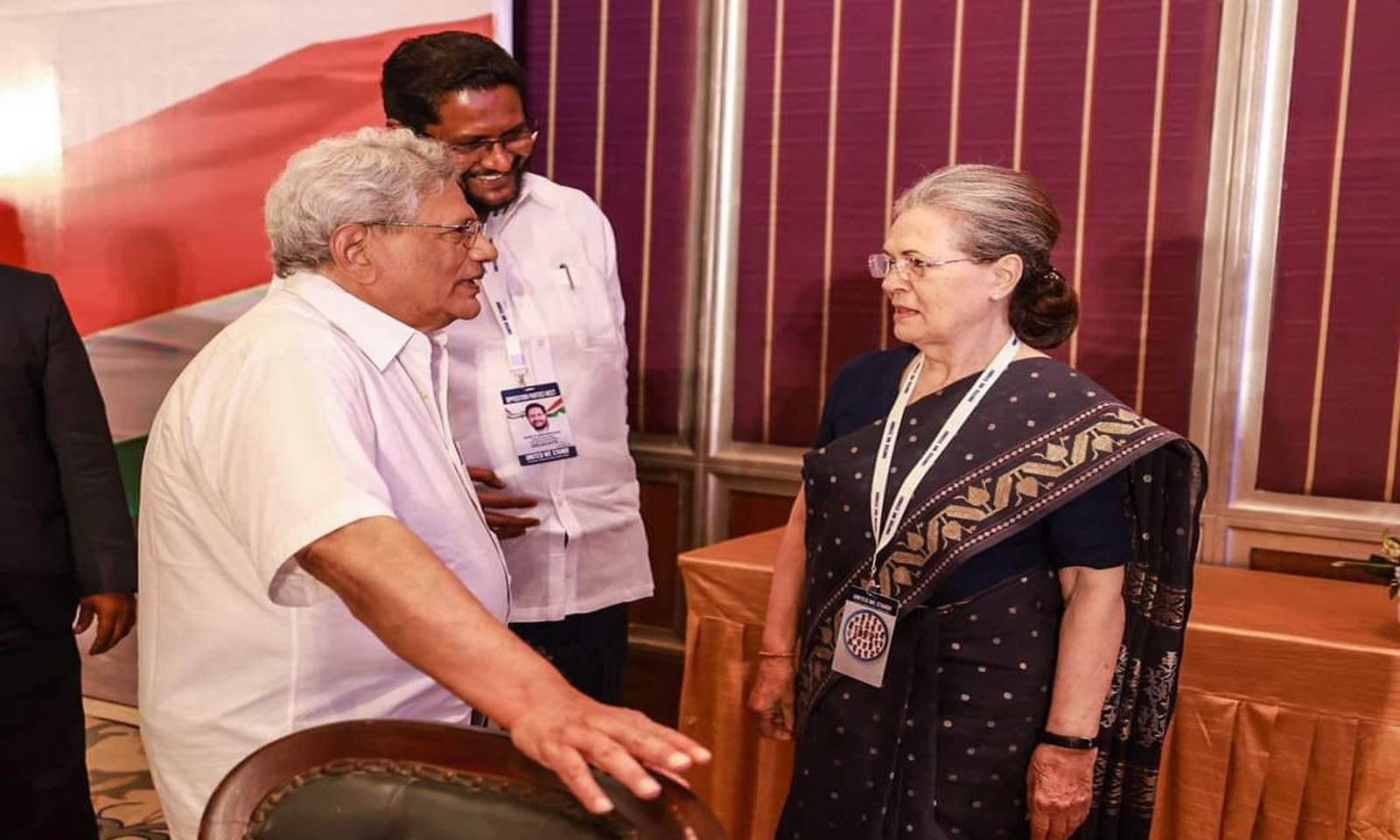 येचुरी को निमंत्रण ठुकराने की जरुरत नहीं थी?