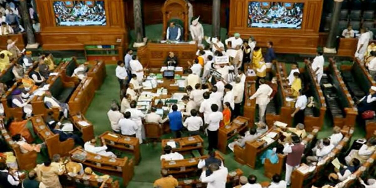 लोक सभा की कार्यवाही गुरुवार 11 बजे तक के लिए स्थगित