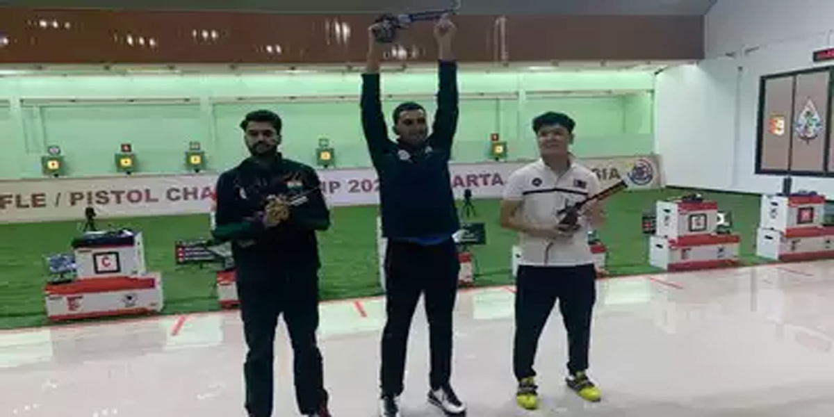10 मीटर एयर पिस्टल में वरुण तोमर ने जीता गोल्ड