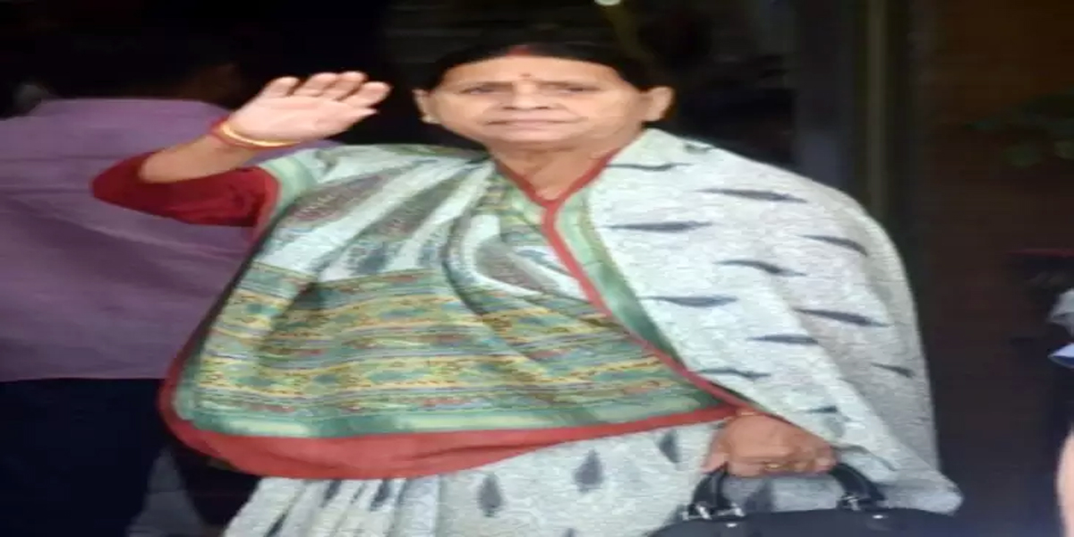 बिहार की पूर्व मुख्यमंत्री राबड़ी देवी व बेटियों को अंतरिम जमानत