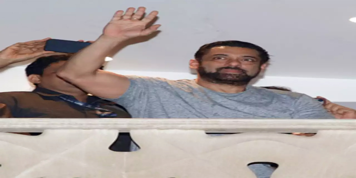 एयरपोर्ट पर अनोखी पैंट पहने नजर आए सलमान खान