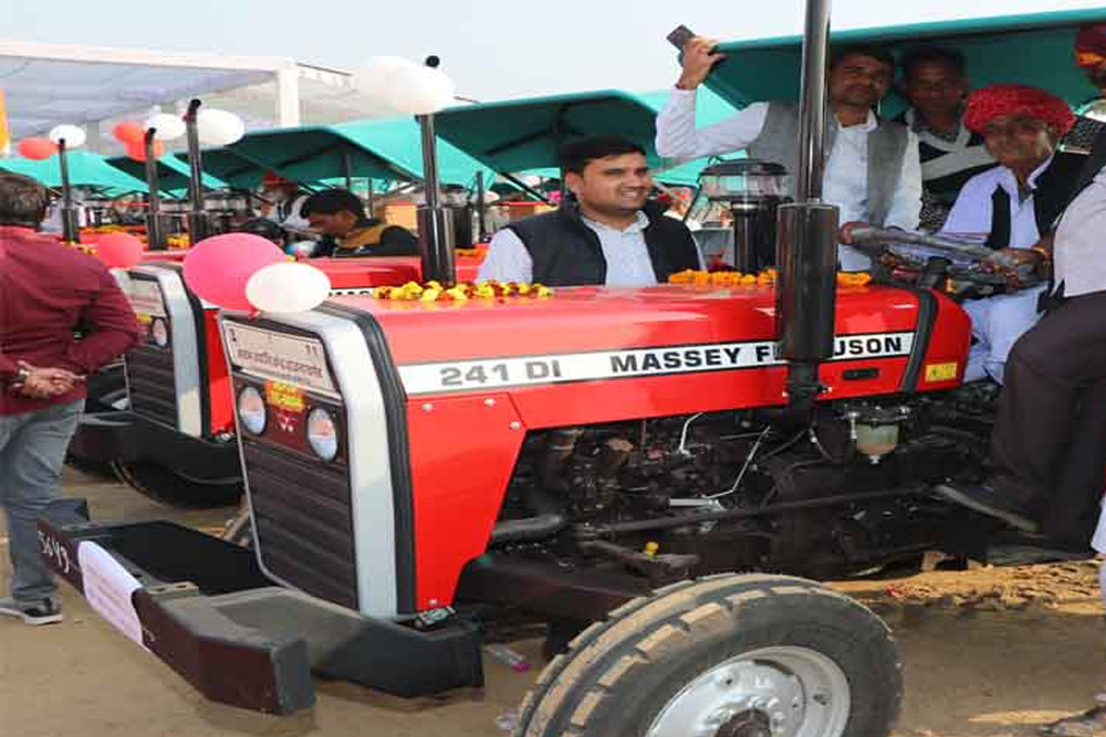 राज्यों में किसान ट्रैक्टर रैलियां