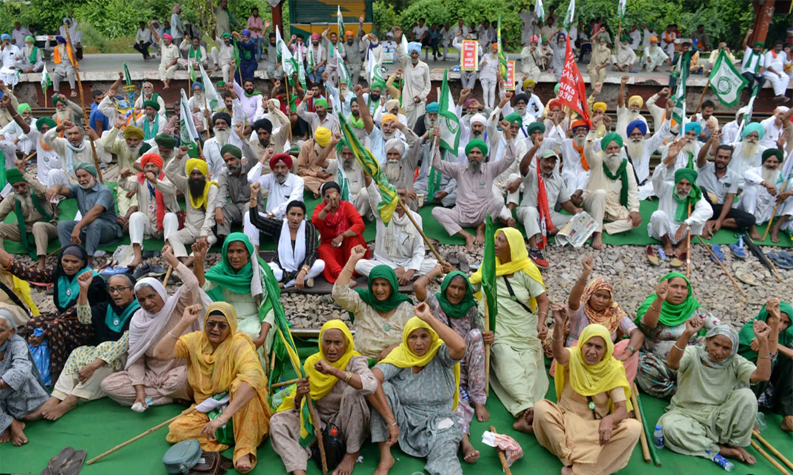 प्रतिरोध को राजनीतिक संघर्ष बनाने की चुनौती