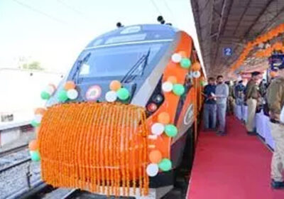 प्रधानमंत्री मोदी ने उत्तराखंड को वंदे भारत ट्रेन की सौगात दी