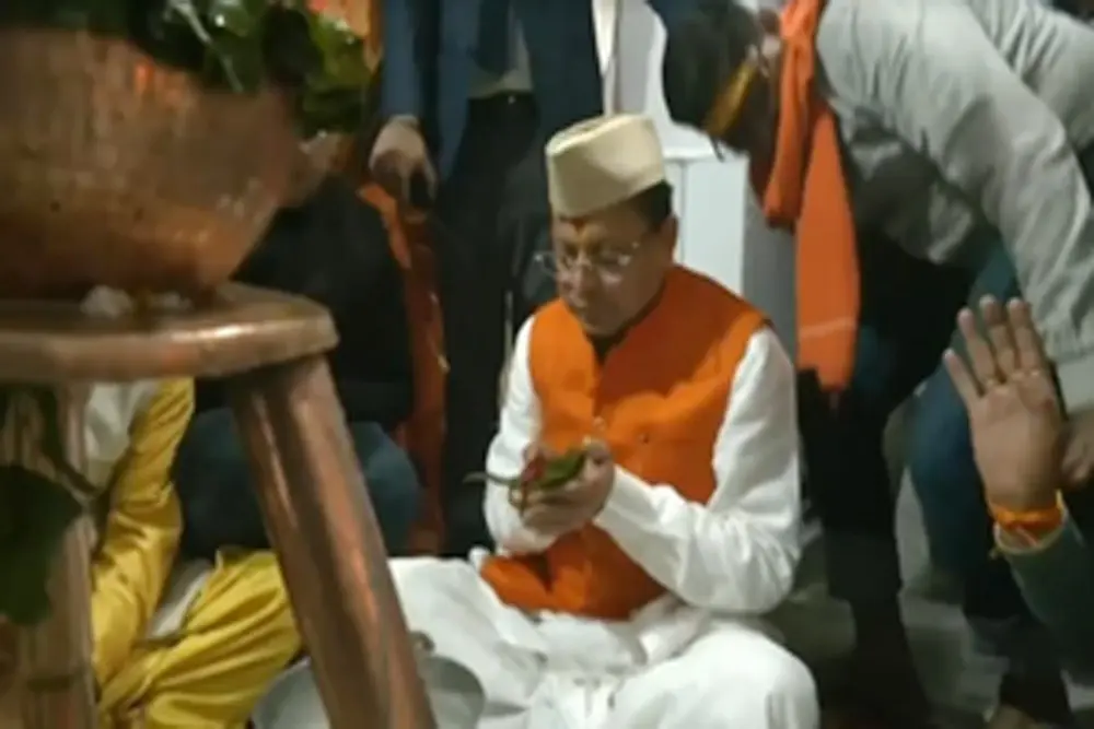 महाशिवरात्रि पर अपने गृहक्षेत्र खटीमा पहुंचे मुख्यमंत्री धामी