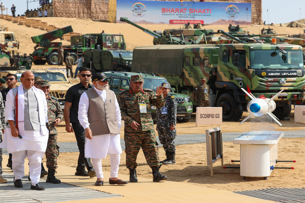 आत्म निर्भरता के बावजूद!