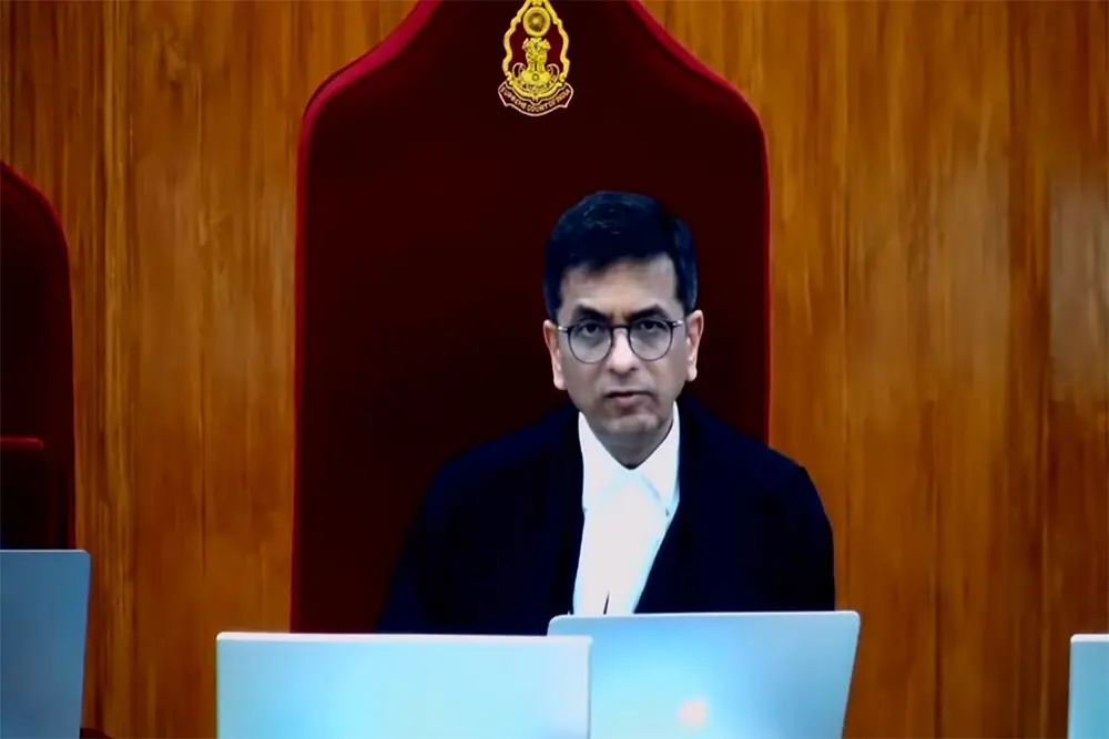 ट्रायल कोर्ट पर भरोसा करें: चीफ जस्टिस