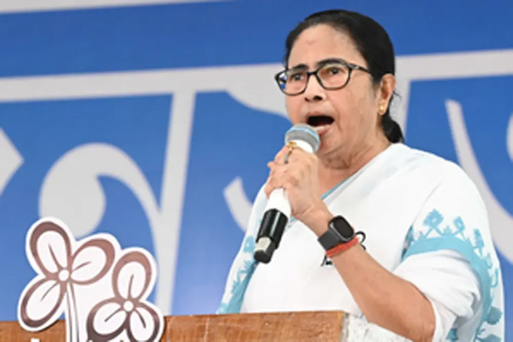 बंगाल में कांग्रेस का भाजपा के साथ गुप्त समझौता: ममता