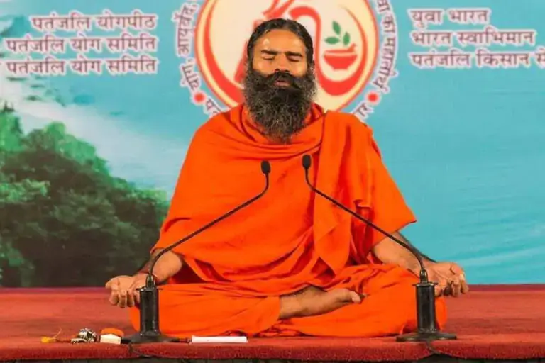 रामदेव का क्या से क्या होना!
