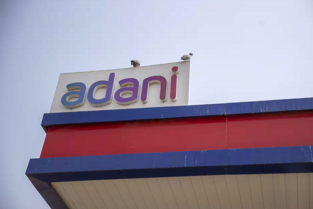 Adani Group पर फाइनेंशियल टाइम्स की रिपोर्ट सिर्फ शोर, बाजार ने किया नजरअंदाज