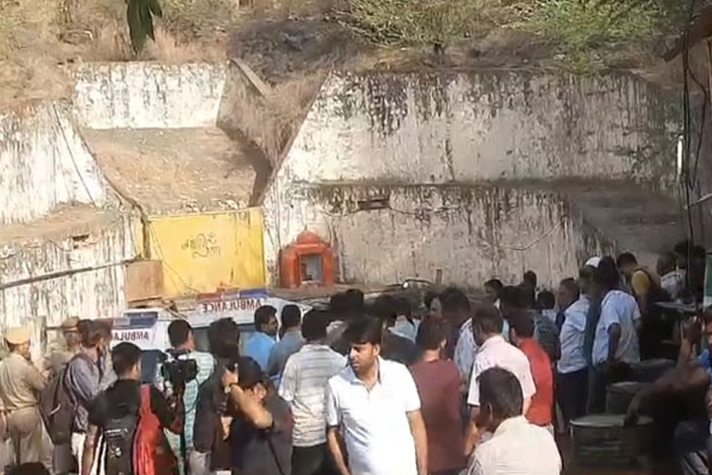 राजस्थान की कोलिहान खदान में लिफ्ट गिरने से 14 लोग फंसे