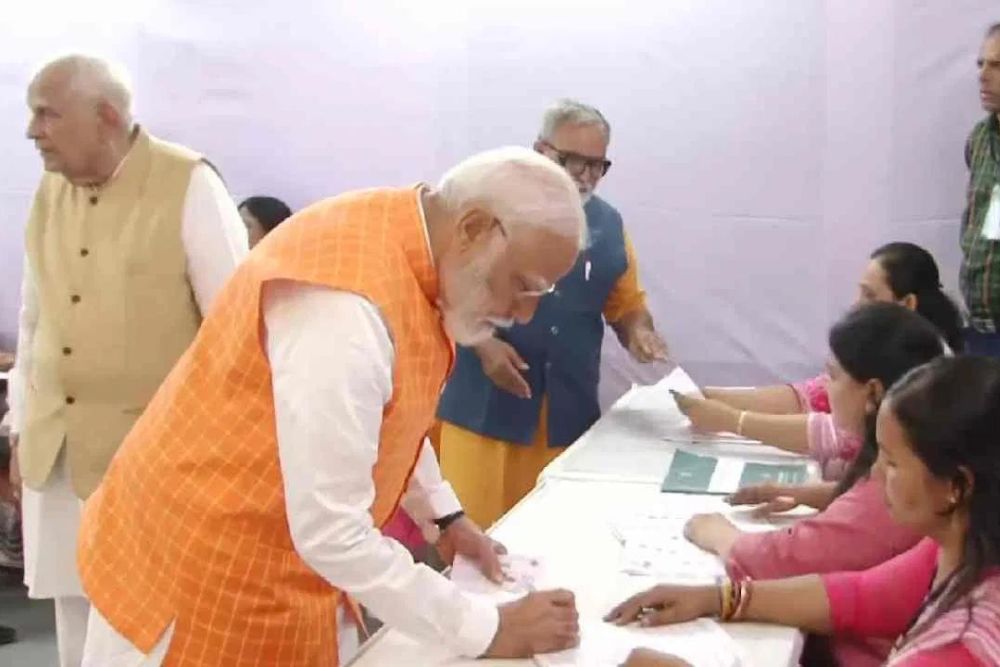 मोदी आज दाखिल करेंगे पर्चा