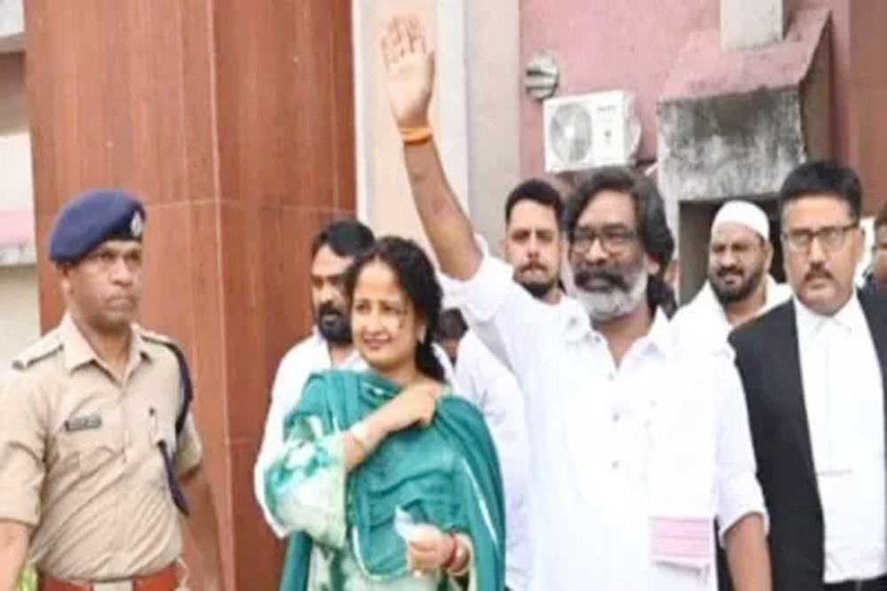 झारखंड पर इतना ध्यान क्यों है?