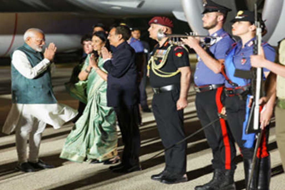 जी-7 शिखर सम्मेलन में भाग लेने के लिए इटली पहुंचे पीएम मोदी
