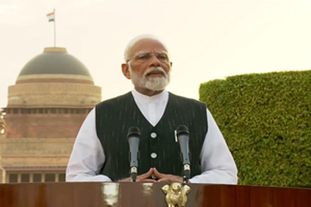 मोदी आज लेंगे शपथ