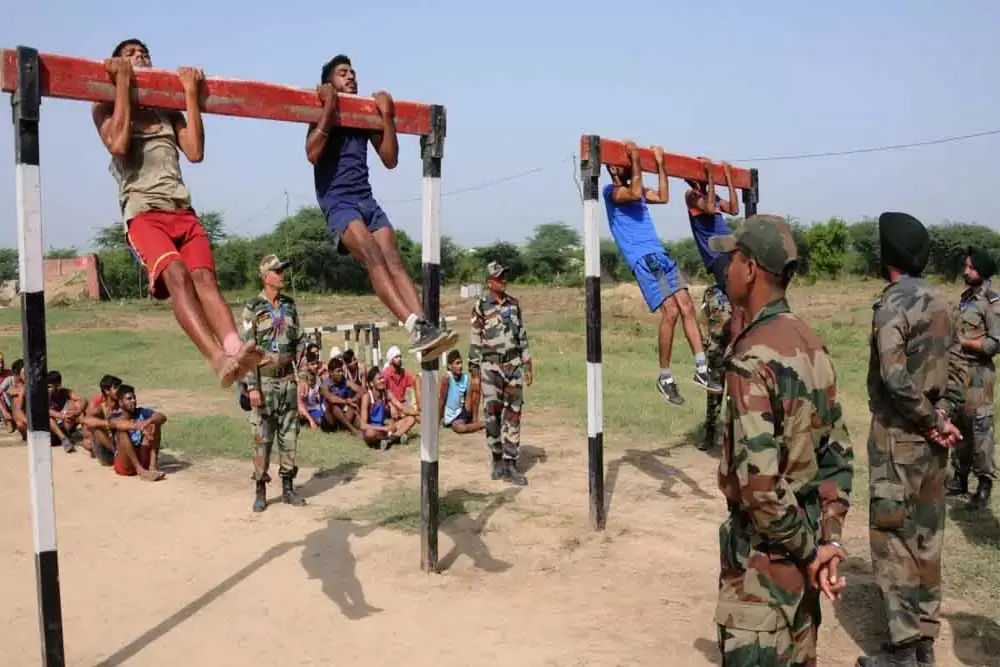 दिखावटी बदलाव काफी नहीं
