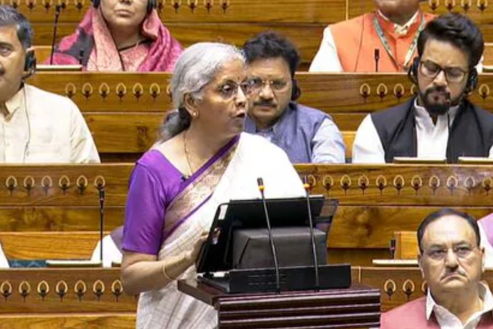 Budget 2024: वित्तमंत्री ने कहा कि भारतीय अर्थव्यवस्था आगे भी चमकता सितारा बनी रहेगी