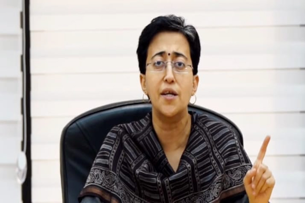 एलजी को शिक्षकों का तबादला लेना पड़ा वापस: आतिशी