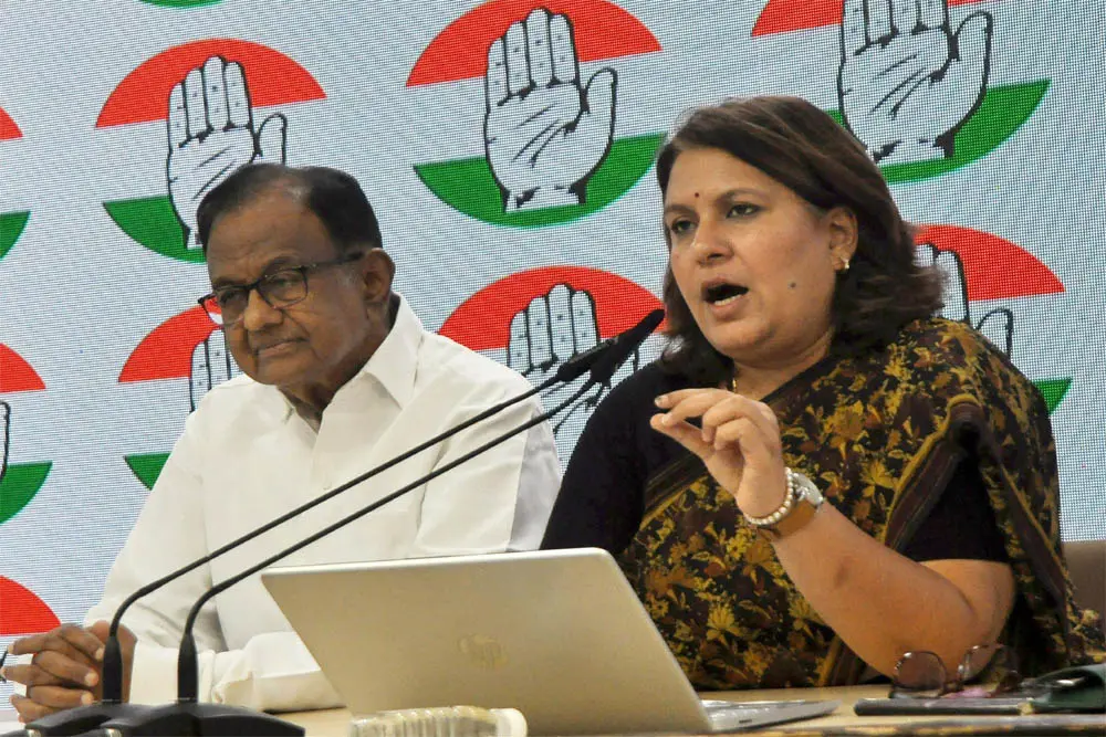‘कॉपी-पेस्ट’ सरकार ने चुराए हमारे वादे -कांग्रेस
